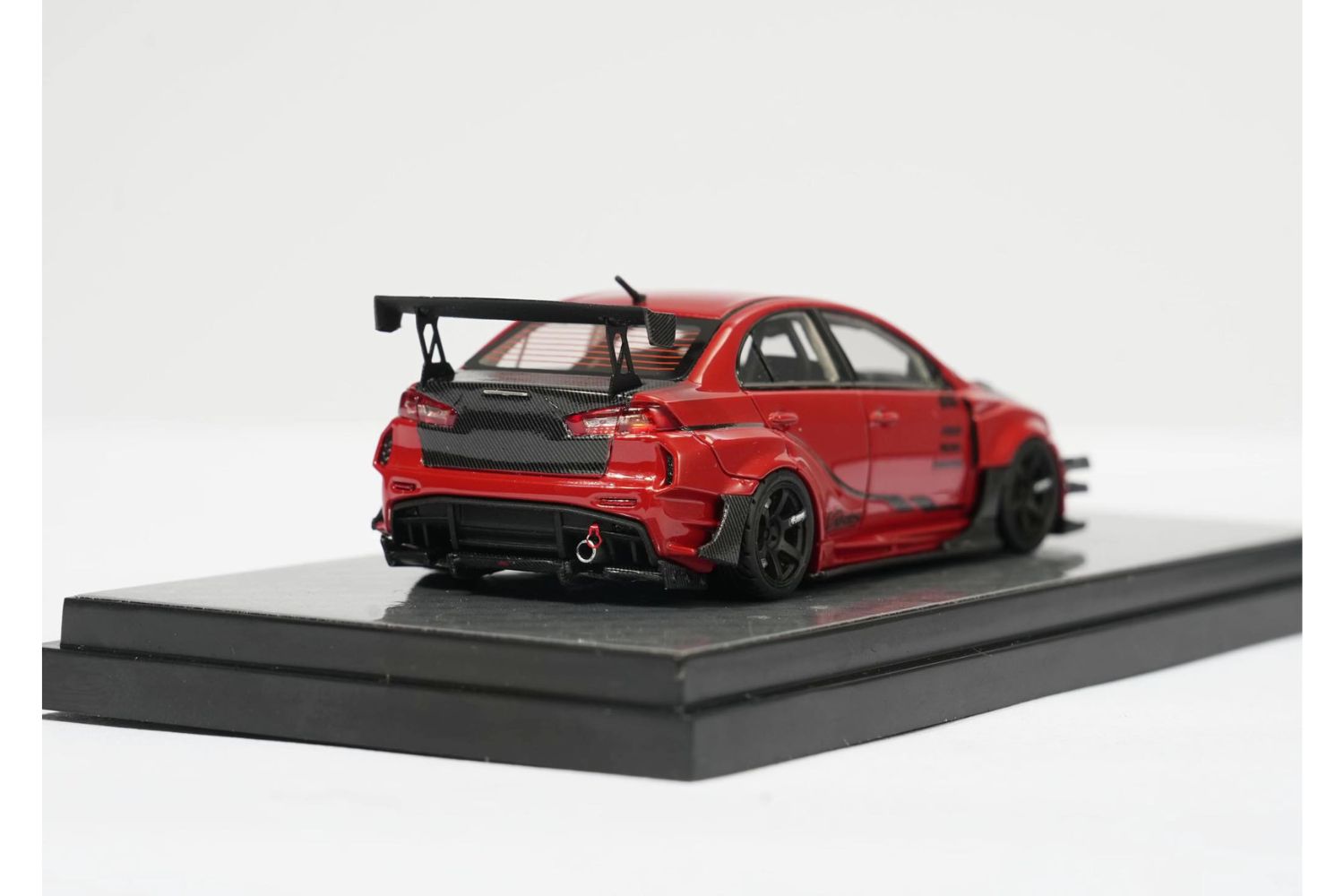 Error 404 Model 1/64 Mitsubishi Evolution X Varis Widebody in Red