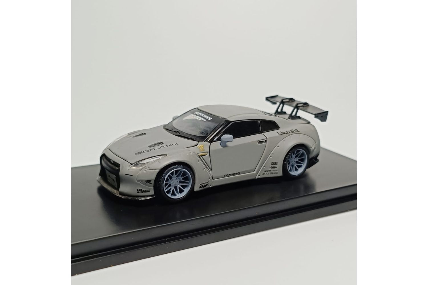 Old Time 1/64 LB-Works Nissan GT-R (R35) in Combat Gray