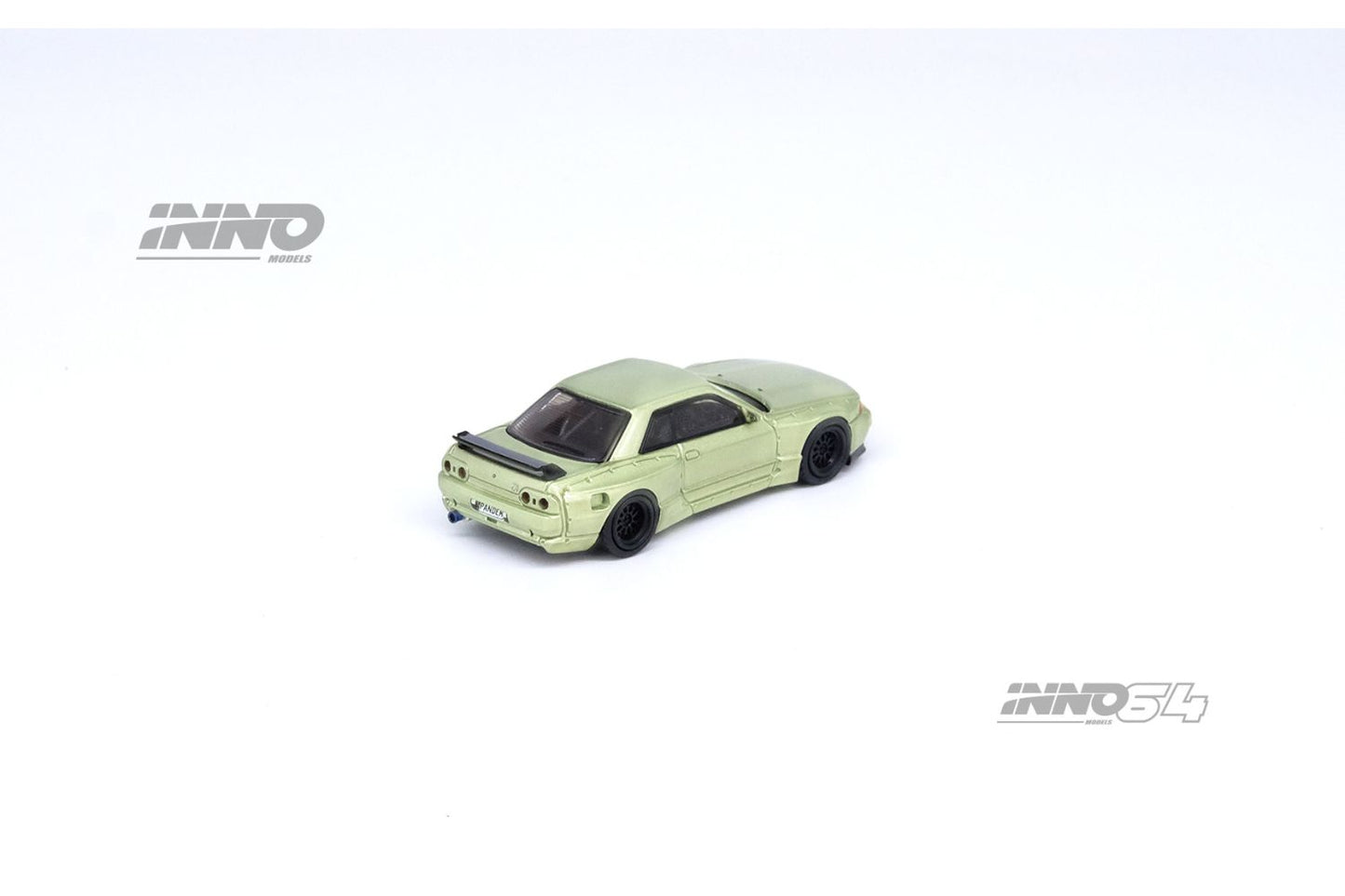 Inno64 Nissan Skyline GT-R (R32) "Pandem" Rocket Bunny in Millenium Jade